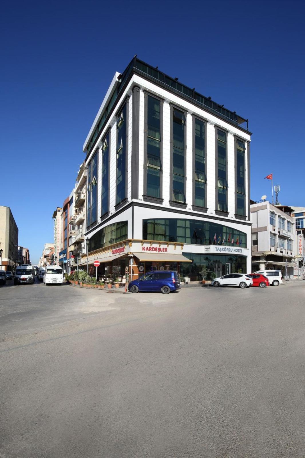 Adana Taskoeprue Hotel المظهر الخارجي الصورة